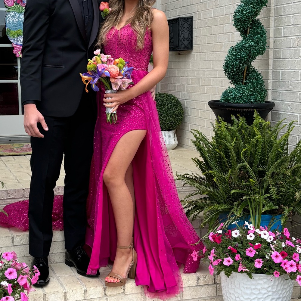 Pink prom/formal dress size 0